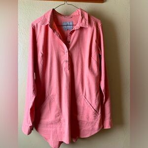 Melon colored tunic top w pockets!
